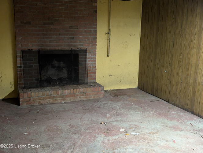 Listing Image 74