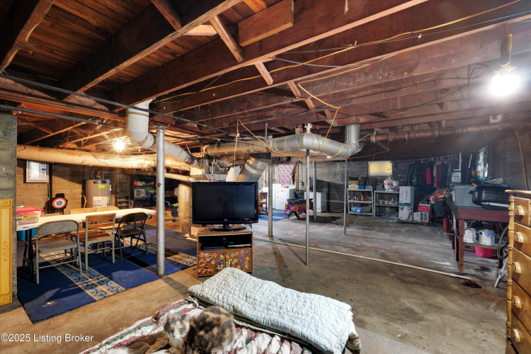 Listing Image 26