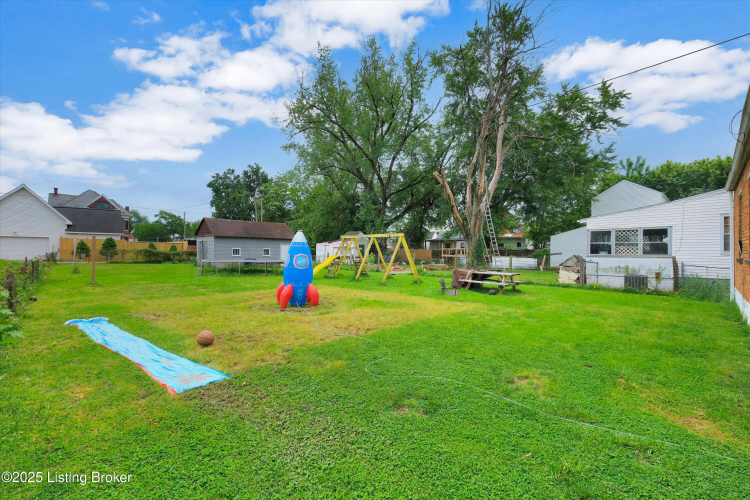 Listing Image 27