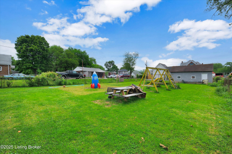 Listing Image 28