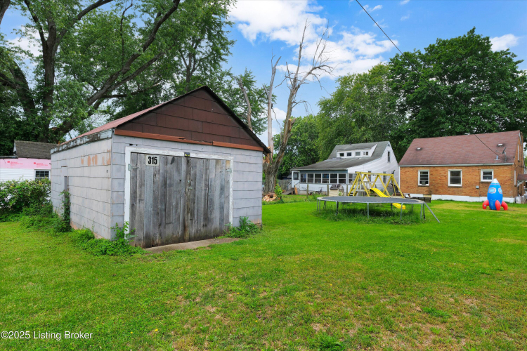 Listing Image 29