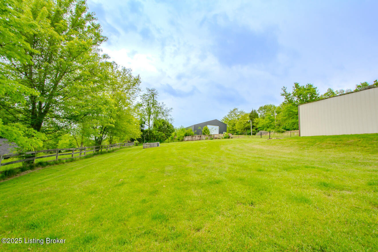 Listing Image 52