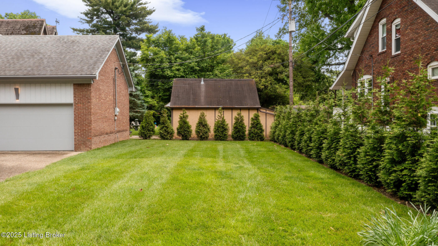 Listing Image 10