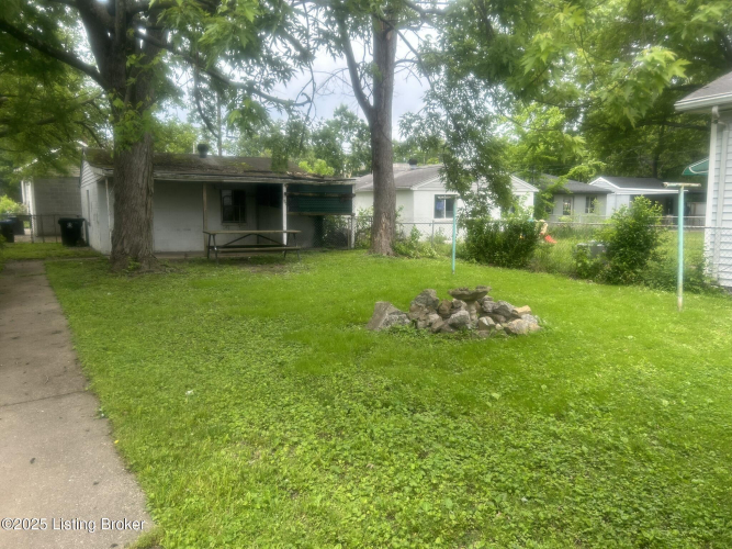 Listing Image 19
