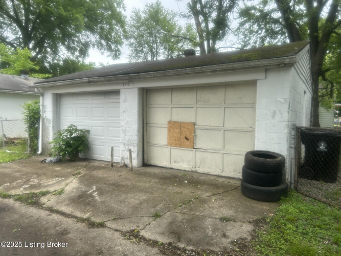 Listing Image 21