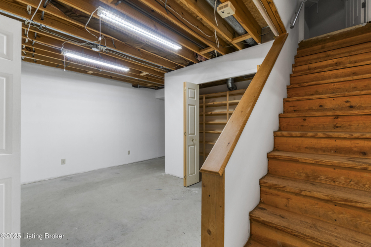 Listing Image 40