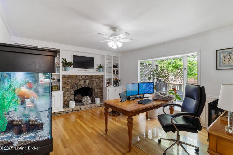 Listing Image 13