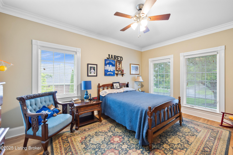 Listing Image 21