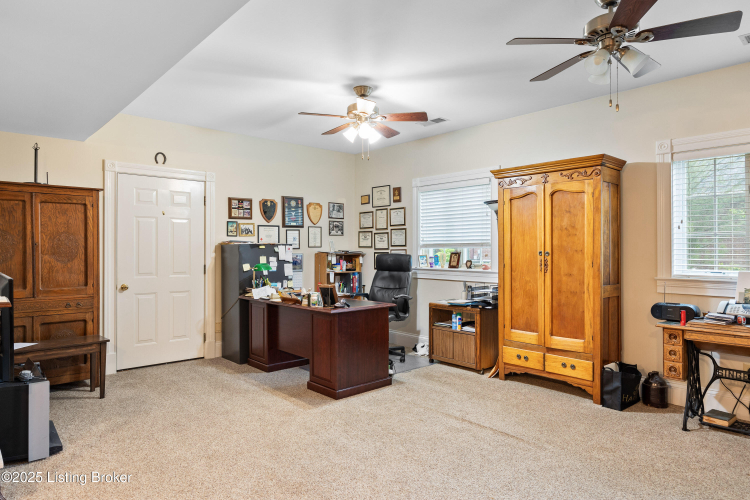 Listing Image 25