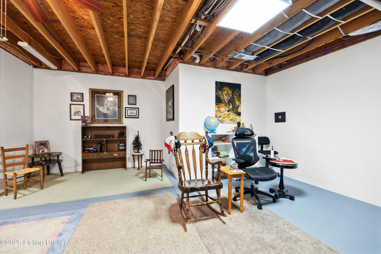 Listing Image 32