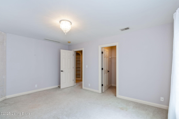 Listing Image 68