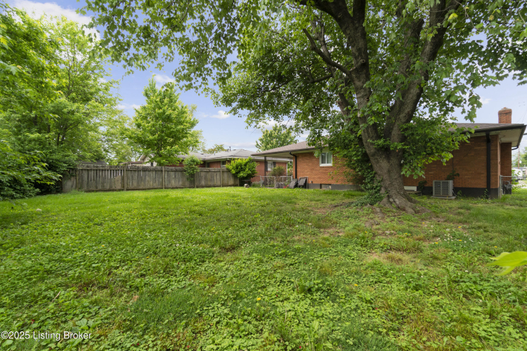 Listing Image 23