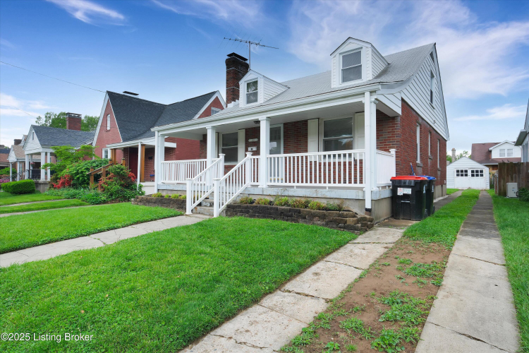 Listing Image 4