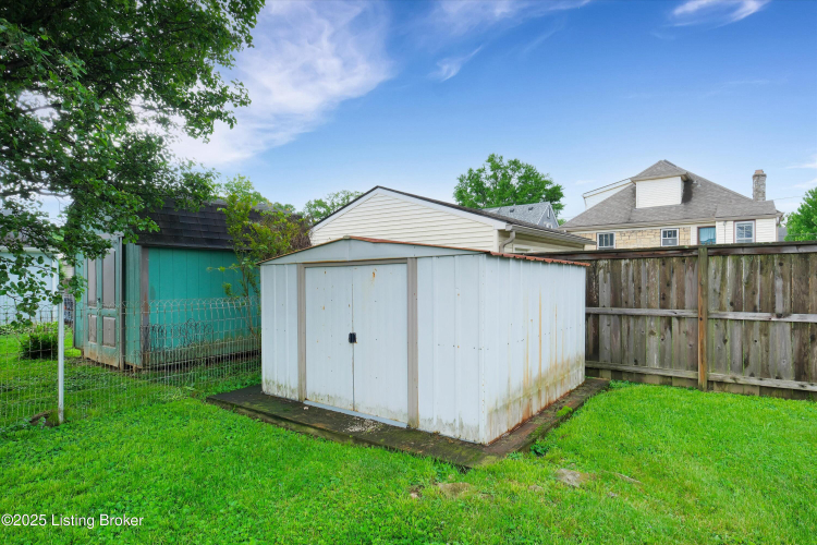 Listing Image 50