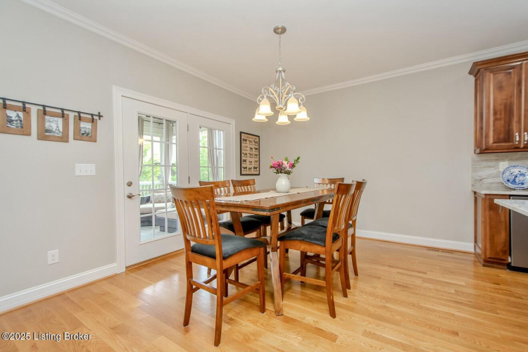 Listing Image 22