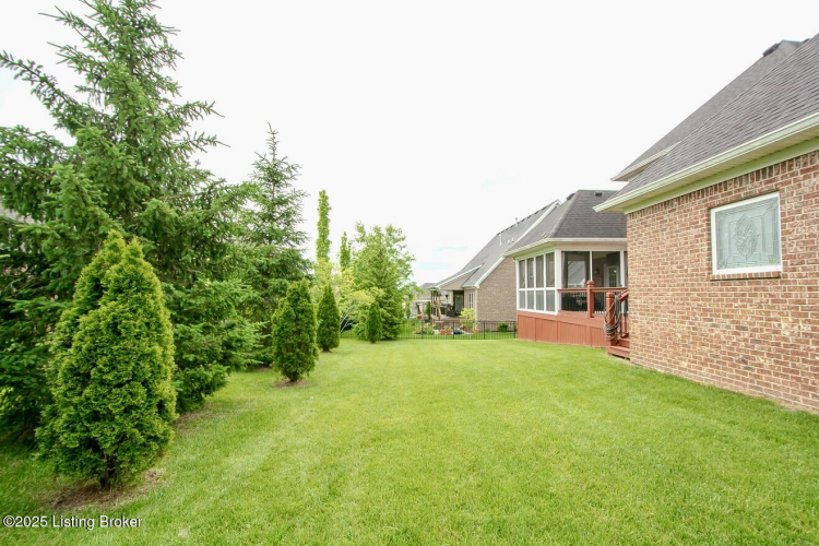 Listing Image 79