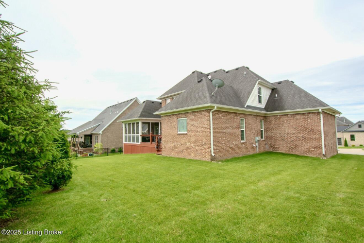 Listing Image 81