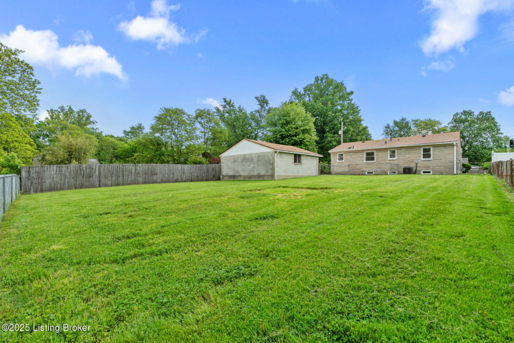 Listing Image 24