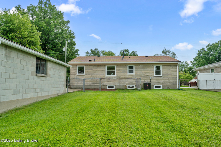 Listing Image 25