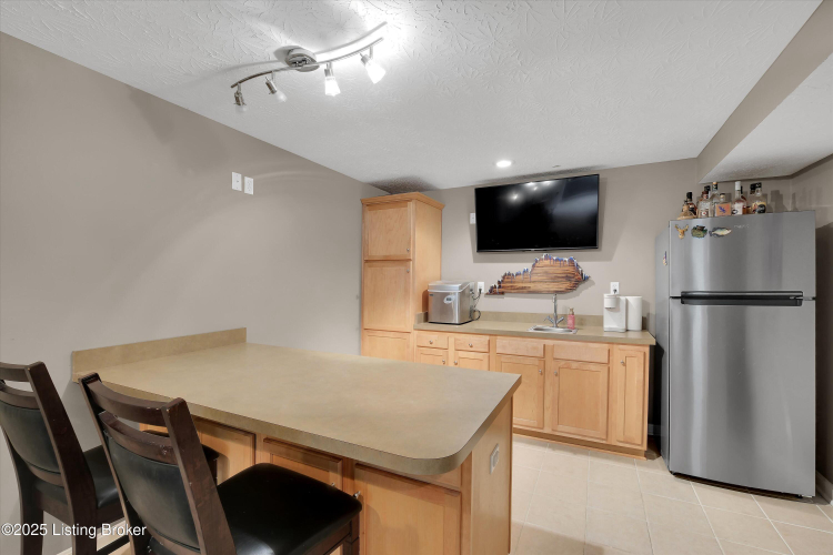 Listing Image 39