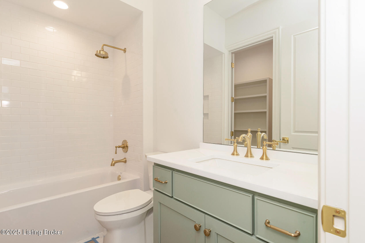 Listing Image 104
