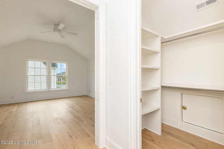 Listing Image 135
