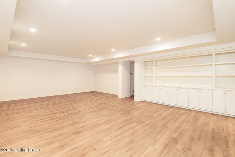Listing Image 146