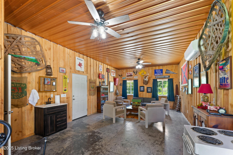 Listing Image 49