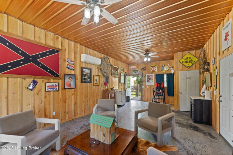 Listing Image 52