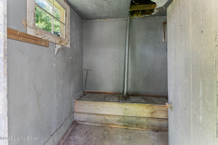 Listing Image 57
