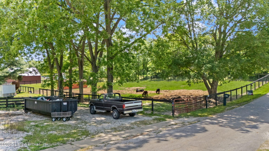 Listing Image 71
