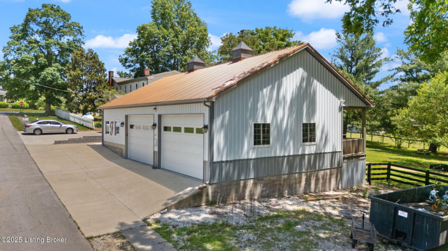 Listing Image 75