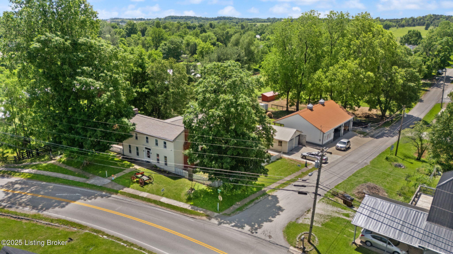 Listing Image 90
