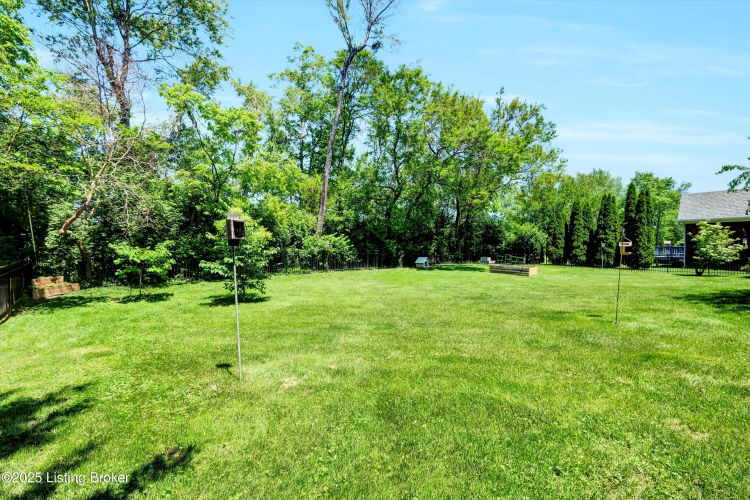 Listing Image 42