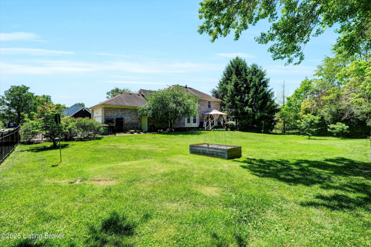 Listing Image 43