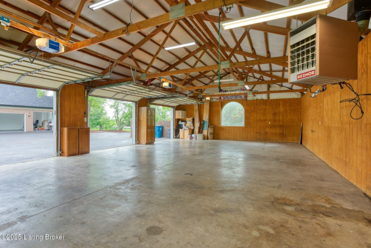 Listing Image 60