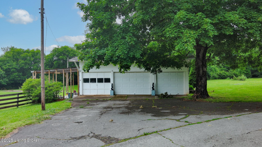 Listing Image 71