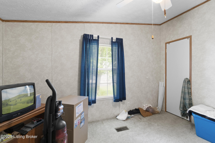 Listing Image 27