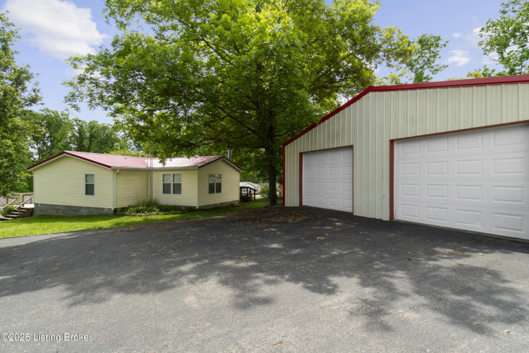 Listing Image 33