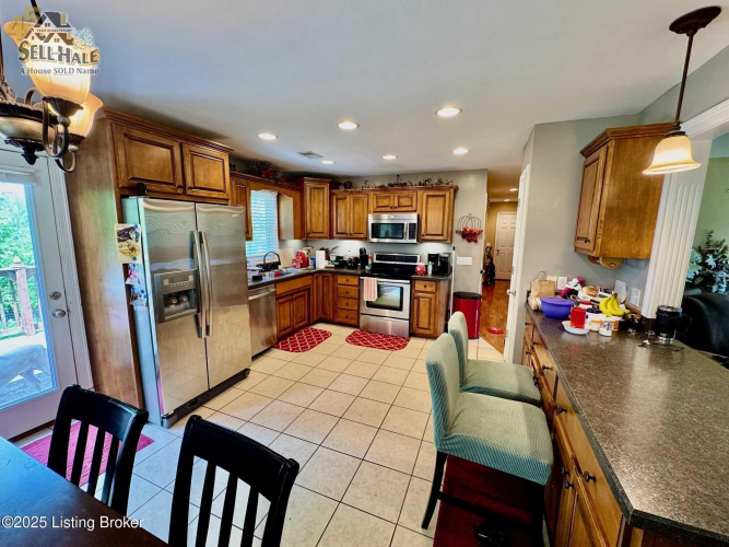 Listing Image 5