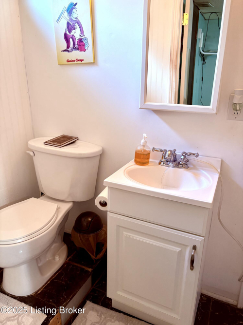 Listing Image 22