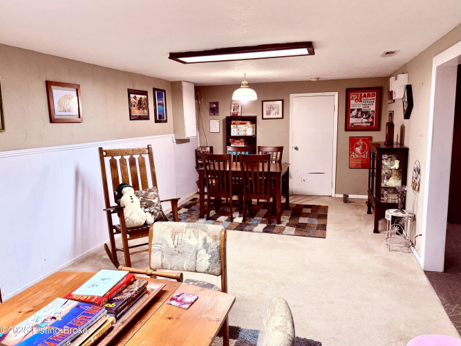 Listing Image 24