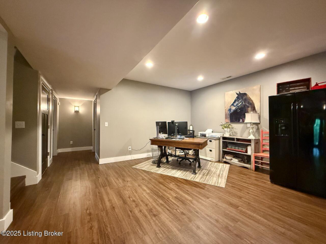 Listing Image 85