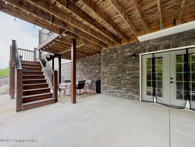 Listing Image 97