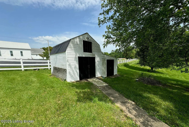 Listing Image 21
