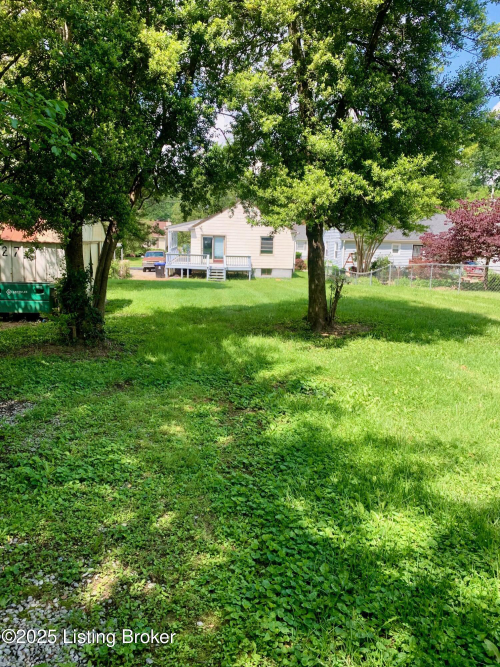 Listing Image 10
