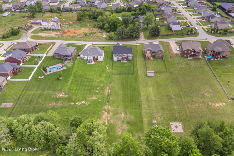 Listing Image 47