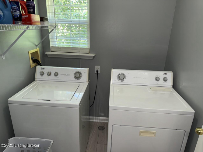 Listing Image 32