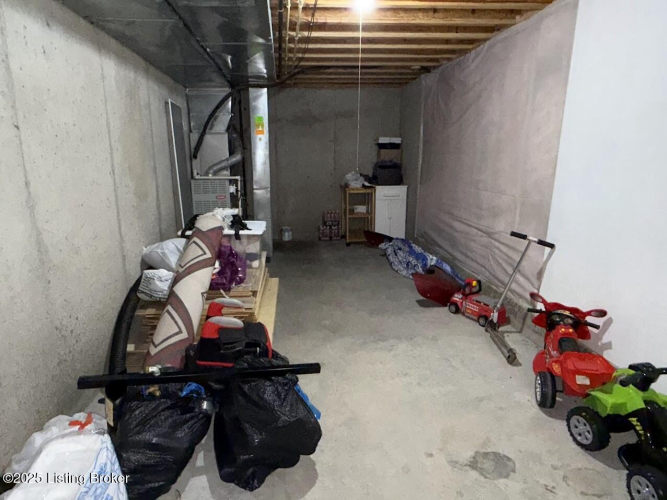 Listing Image 49