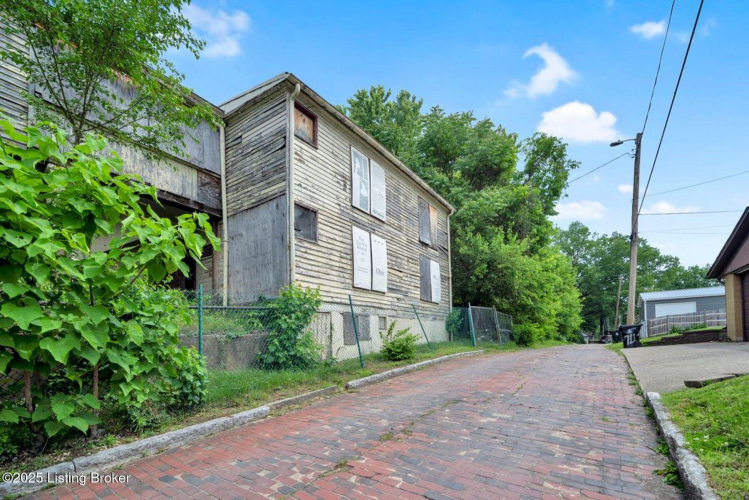Listing Image 25
